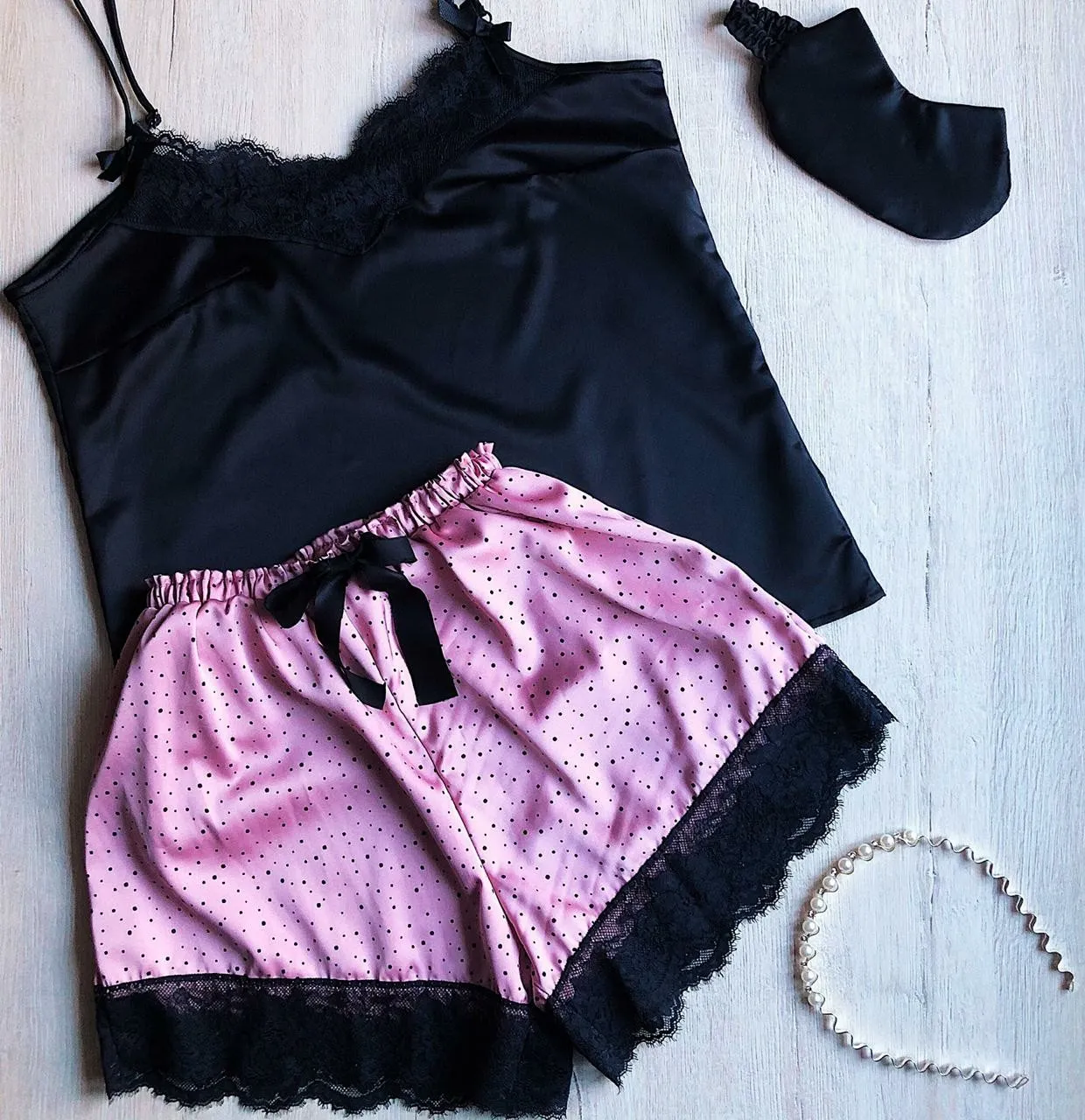 Работы учениц — бельё своими руками